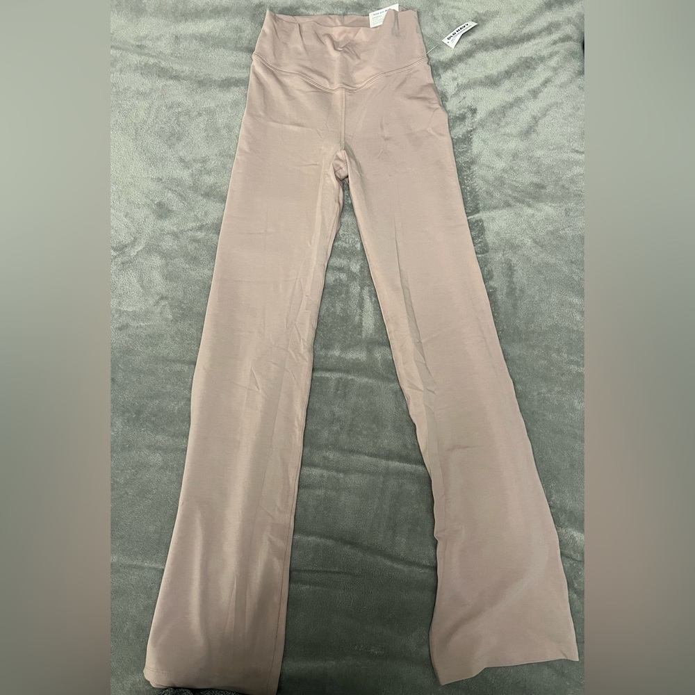 Old Navy Women's Boot Cut Pants in Light Pink